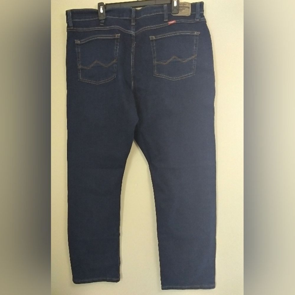 NWT Wrangler Athletic Fit Dark Wash Jeans Size 40x30 - Picture 4 of 4